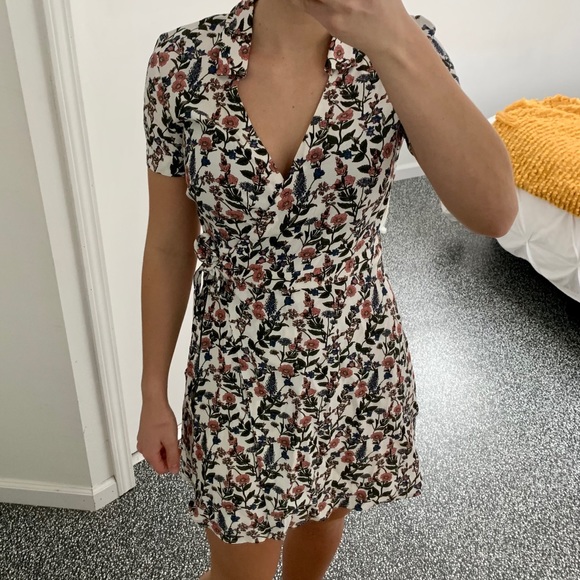 Jack Willis Floral Dress Size 2 - Picture 2 of 13